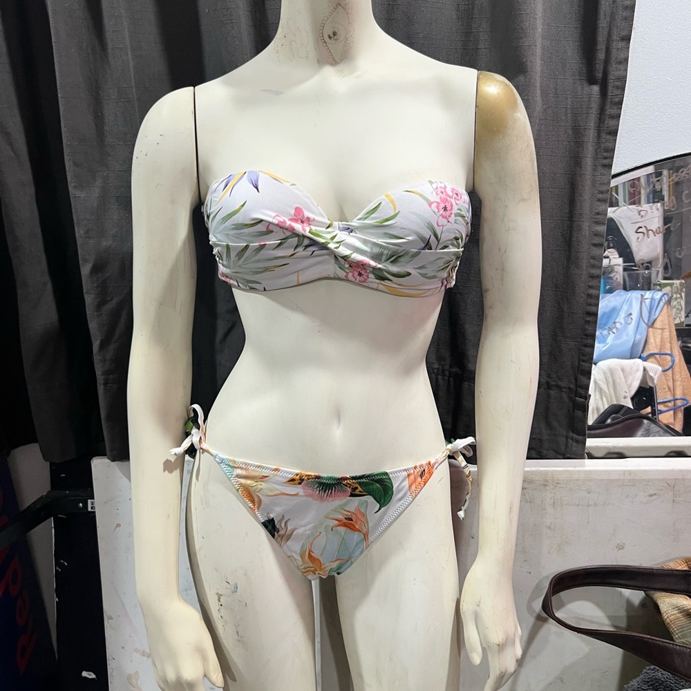 H&M Floral Print Strapless Bikini